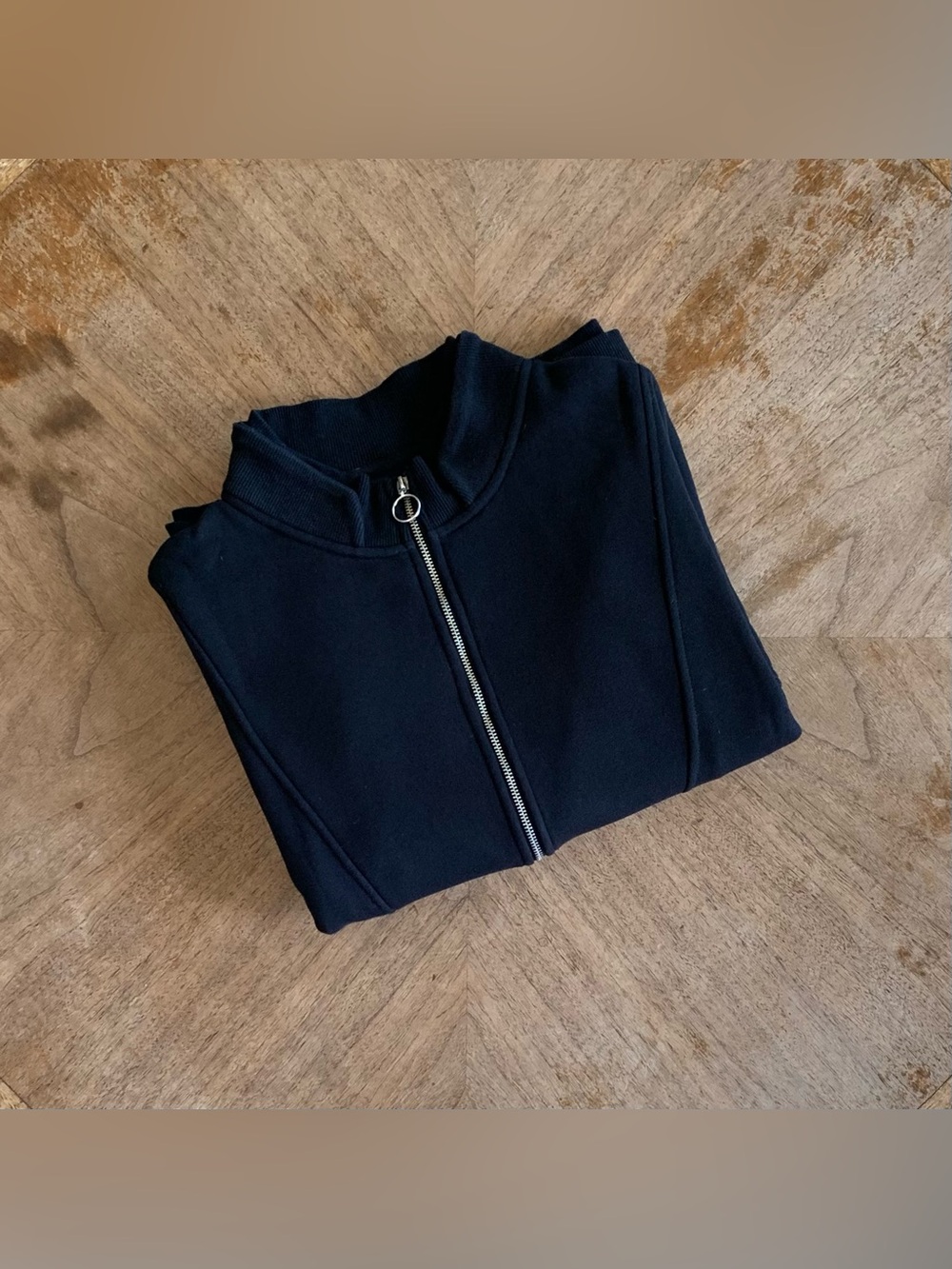 Fleo Black Recharge Sweatshirt